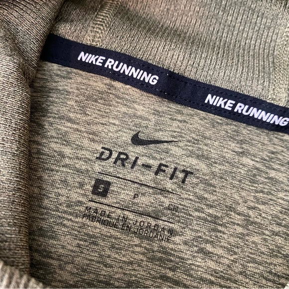 Men’s Nike Dri-Fit Long Sleeve Athletic Hooded T-Shirt Size Small - Picture 4 of 4